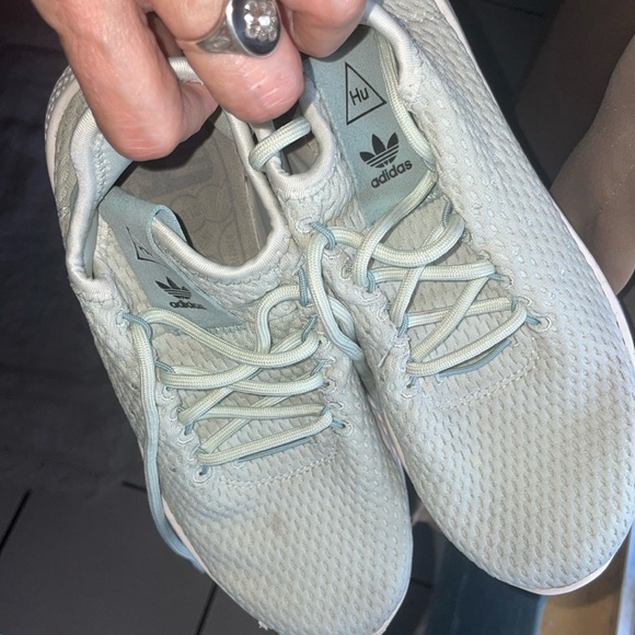 adidas sneakers - Picture 7 of 7